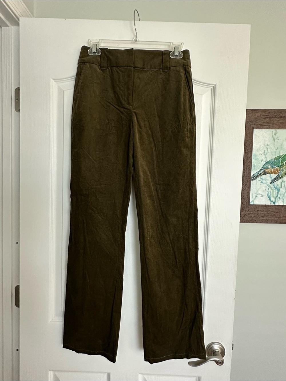 White House Black Market NWOT “Riley Trouser”Olive Straight-Leg Pants!